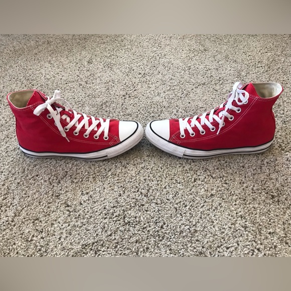 Converse Chuck Taylor All Star High Top Shoes. Excellent used condition! - Picture 4 of 7